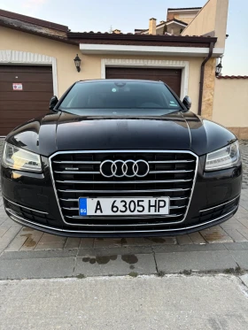 Audi A8  1