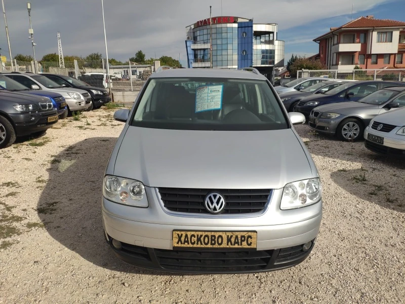 VW Touran 2.0I, снимка 2 - Автомобили и джипове - 42560376