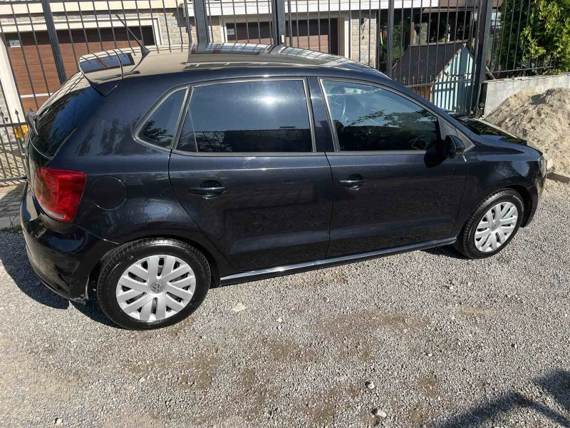 VW Polo 1.6 TDI , снимка 4 - Автомобили и джипове - 47046195