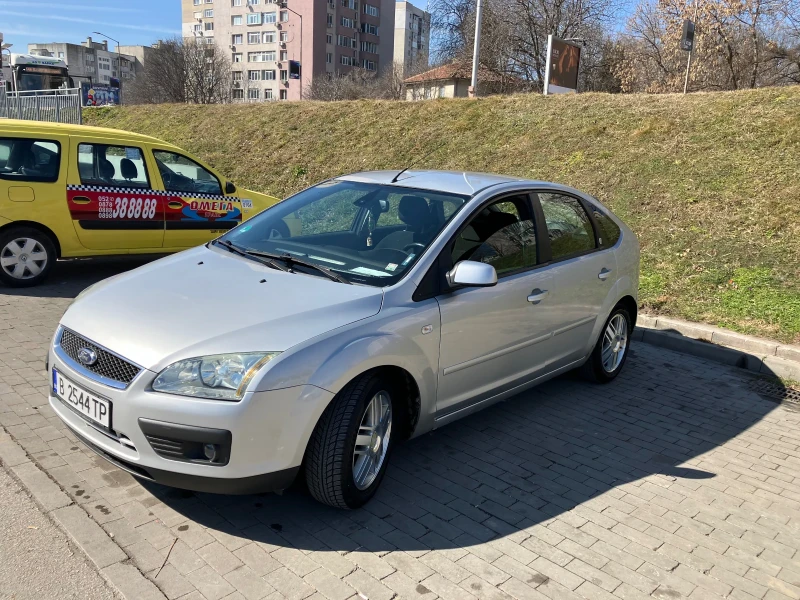 Ford Focus 1.6, снимка 2 - Автомобили и джипове - 49499936