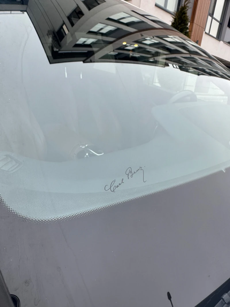 Mercedes-Benz E 220, снимка 14 - Автомобили и джипове - 52069014