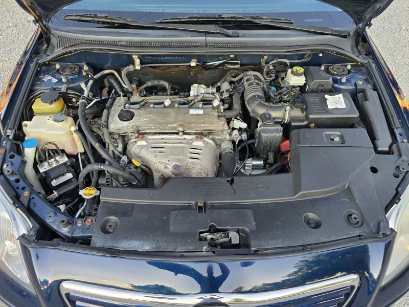 Toyota Avensis 2.0 i 147 К.С. / КЛИМАТРОНИК , снимка 17 - Автомобили и джипове - 50907988