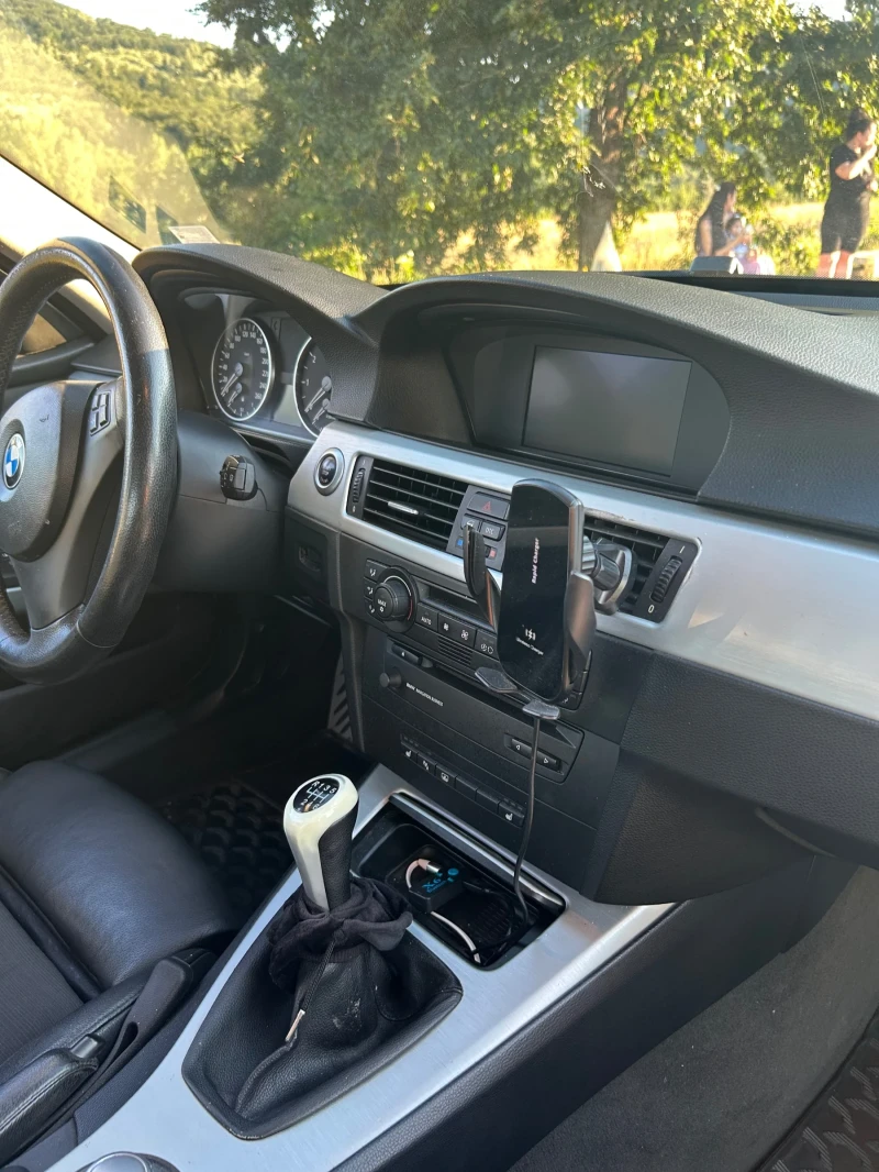 BMW 320 Е90, снимка 11 - Автомобили и джипове - 52485898