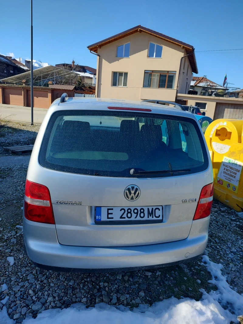 VW Touran, снимка 3 - Автомобили и джипове - 52680900