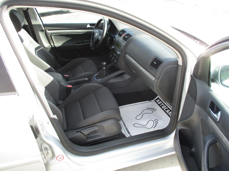 VW Golf 1.9TDI/105кс./6-СКОРОСТИ/КАТО НОВА, снимка 13 - Автомобили и джипове - 52913066