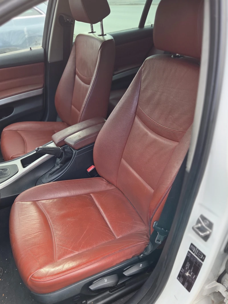 BMW 318 M Sport* Кожа* Ксенон* ПУШИ, снимка 12 - Автомобили и джипове - 53497155