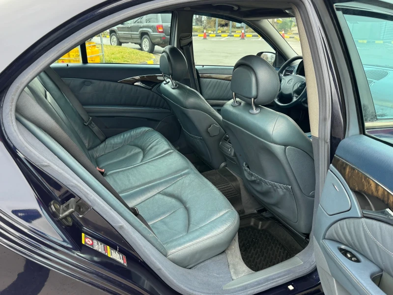 Mercedes-Benz E 270 CDI AVTOMAT!, снимка 11 - Автомобили и джипове - 53514165