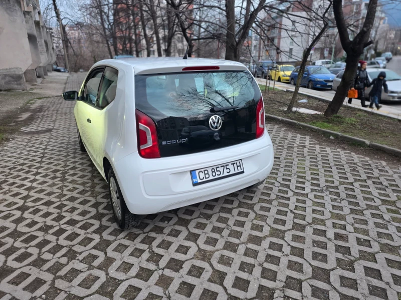 VW Up, снимка 7 - Автомобили и джипове - 53589915
