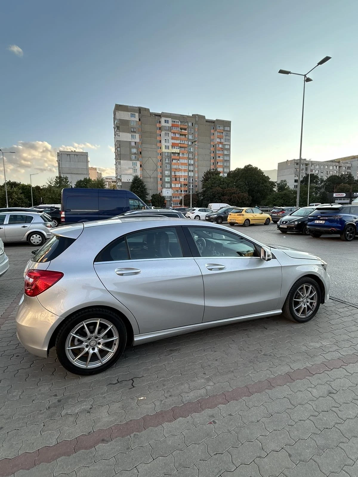 Mercedes-Benz A 180 1, 5D - изображение 5