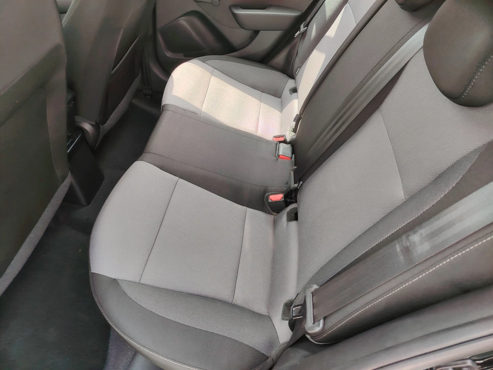 Hyundai I20 Газ-- бензин - изображение 9