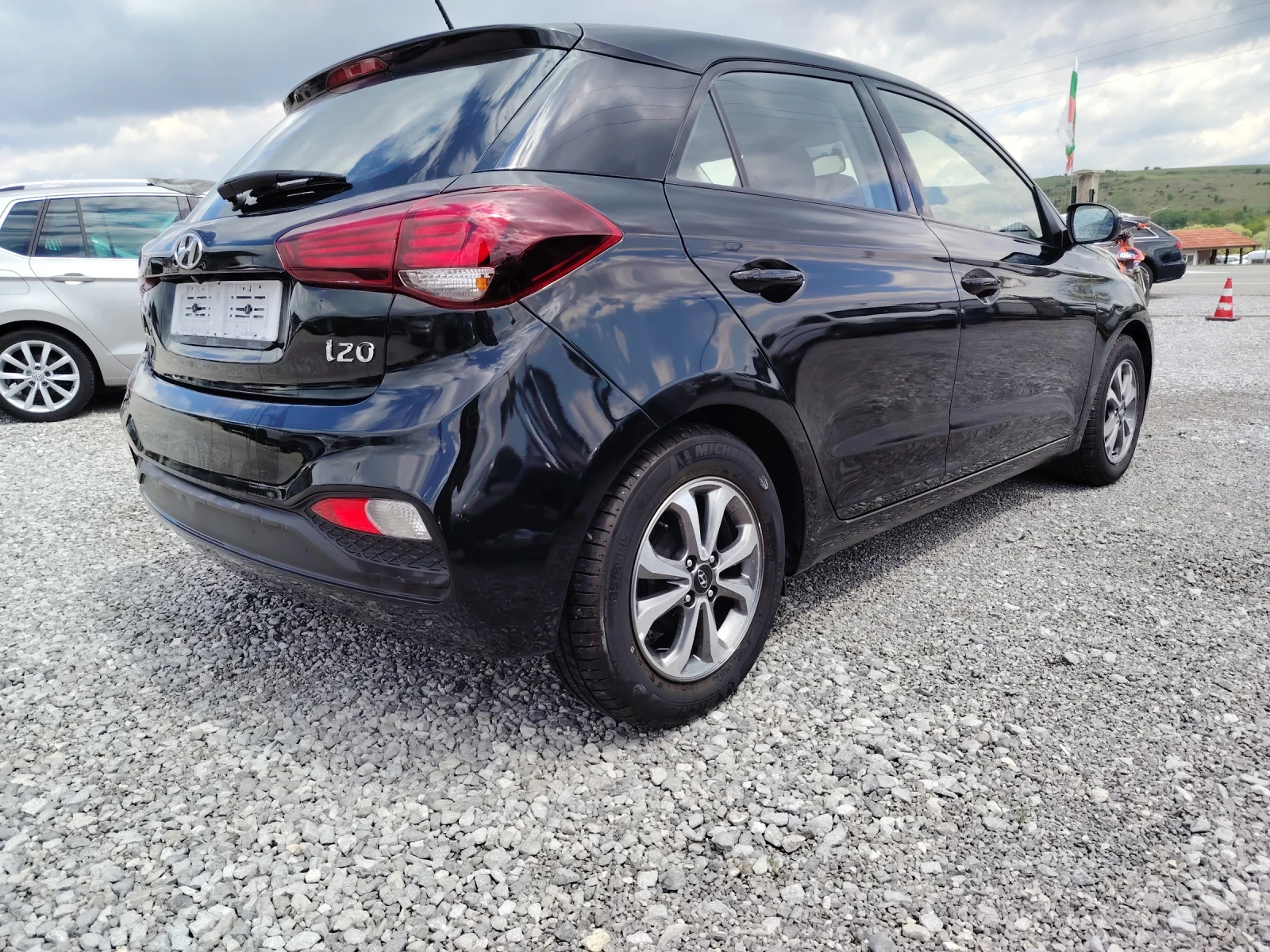 Hyundai I20 Газ-- бензин - изображение 4