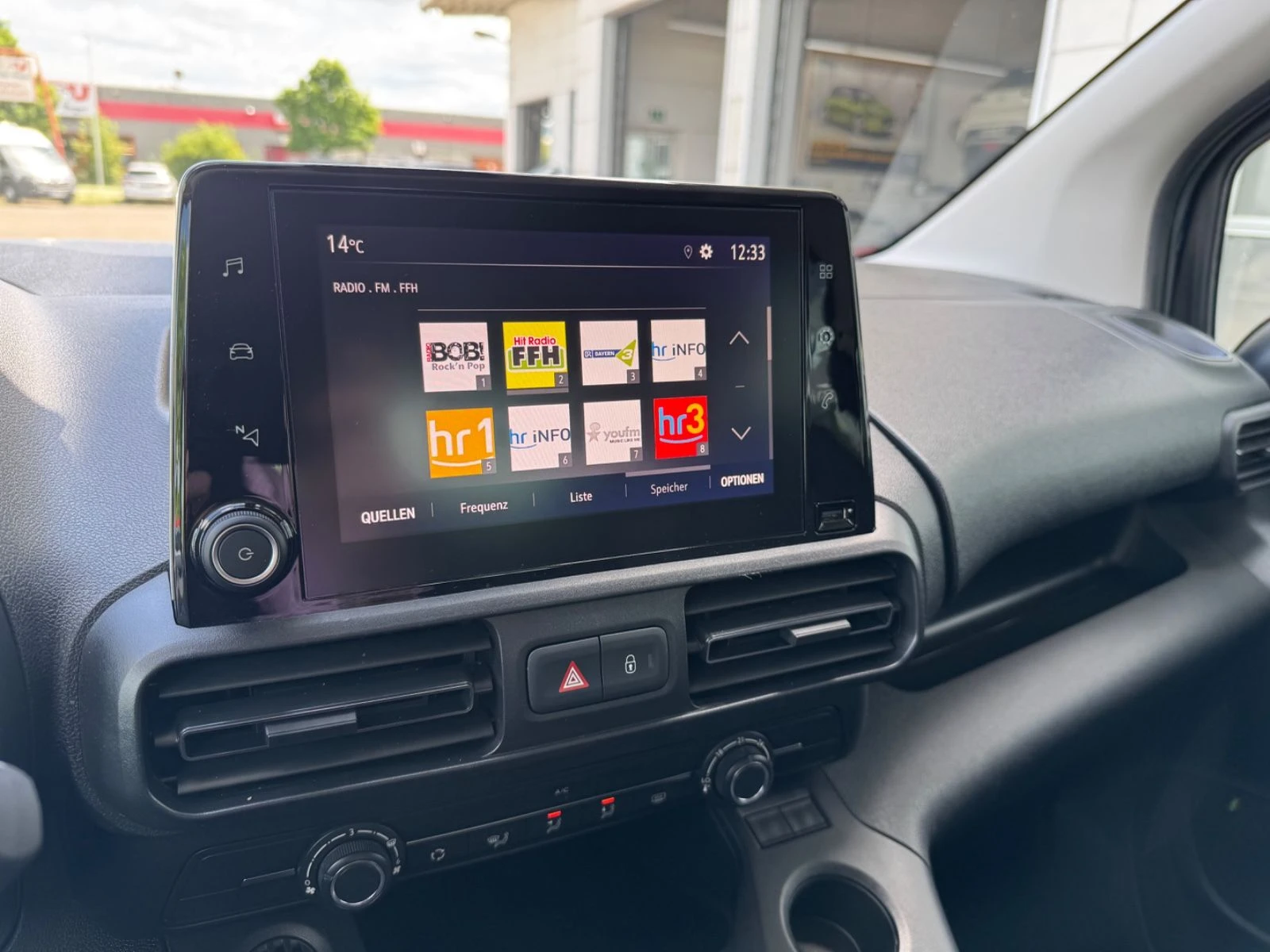 Opel Combo LIFE/136HP/e-ELAGANCE/NAVI/LED/DIGITAL/608vpr | Mobile.bg   13