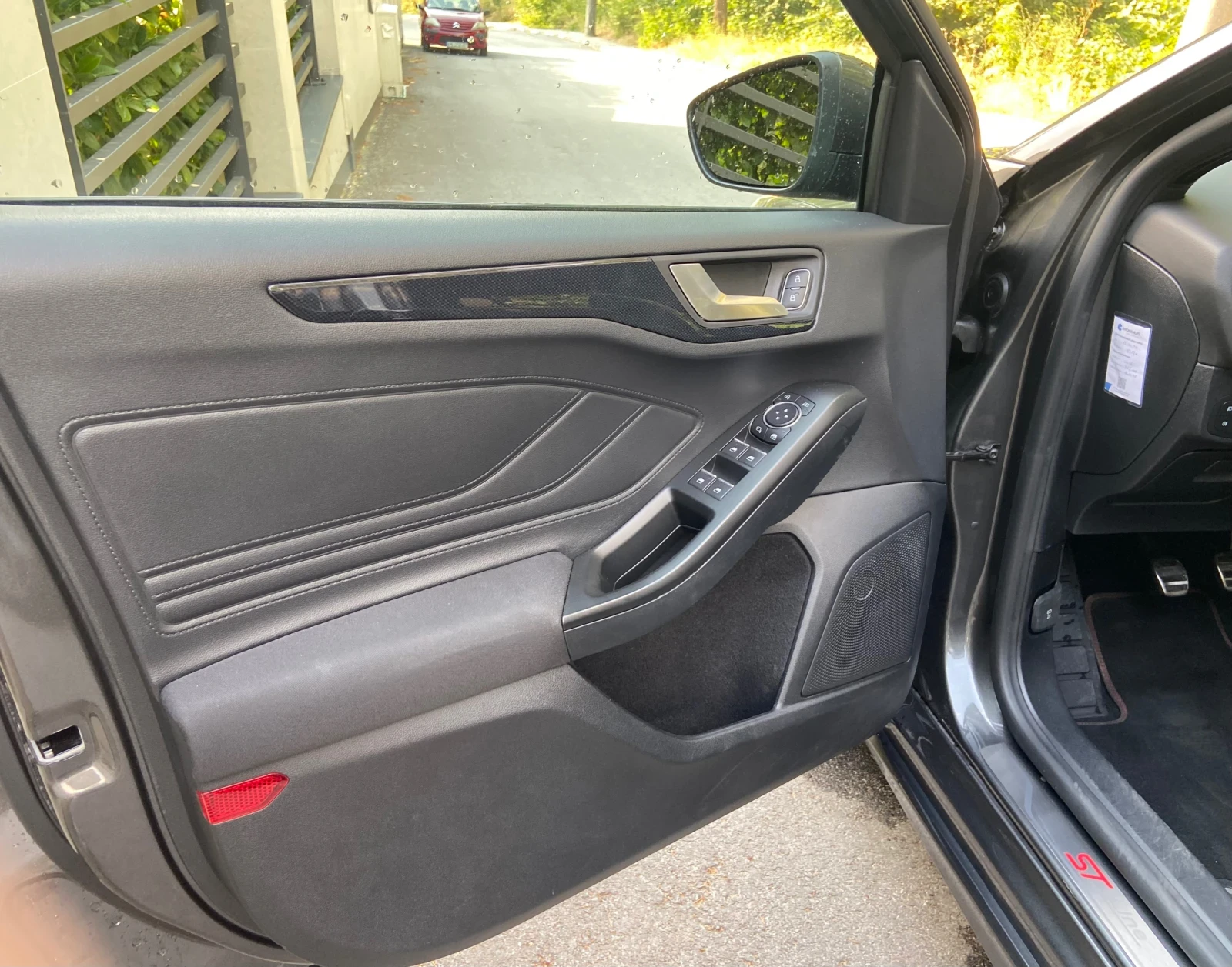 Ford Focus 1.5Бензин/182к.с./ST-LINE/FULL LED/KEYLESS - изображение 10