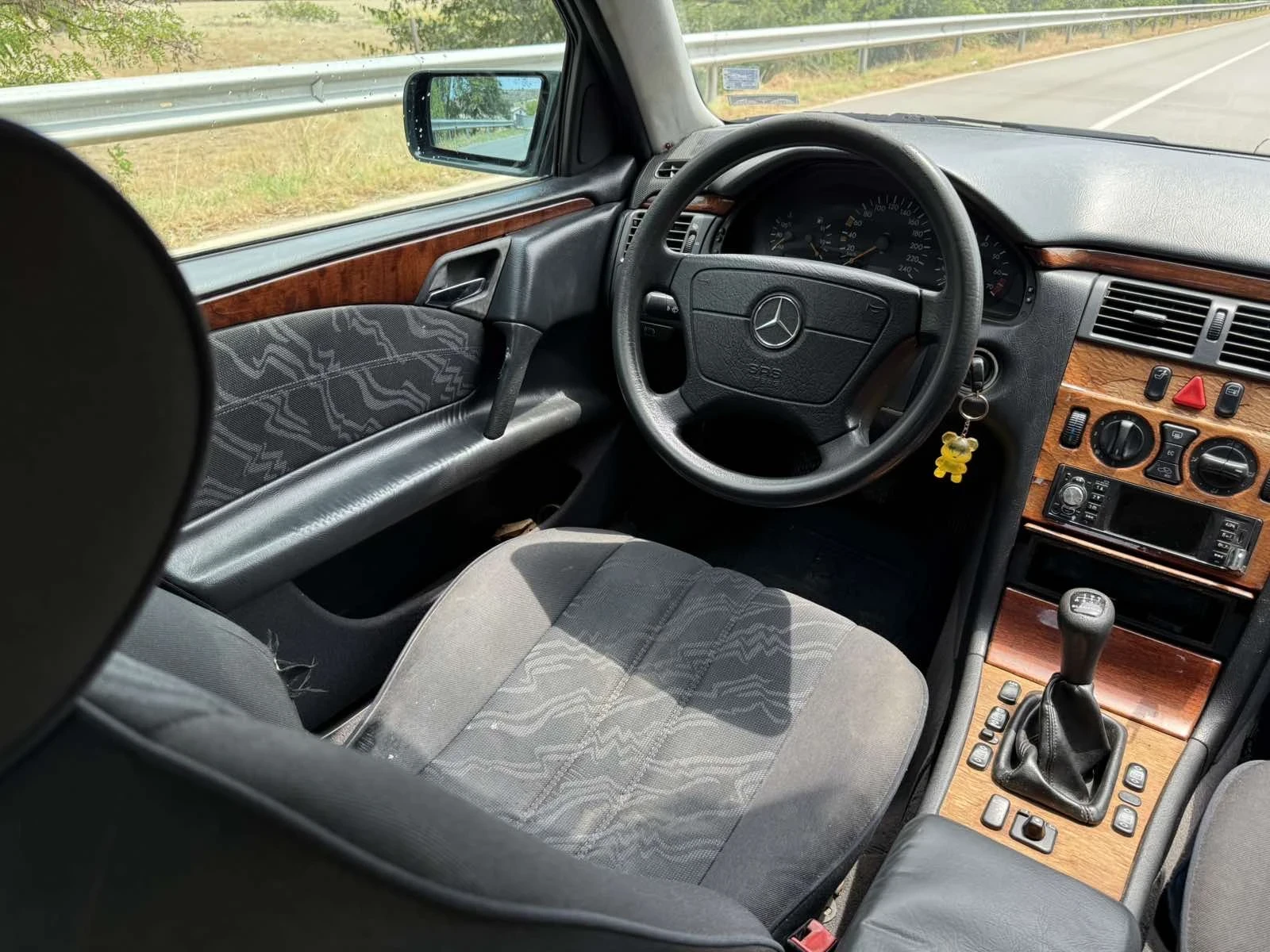 Mercedes-Benz E 200  ГАЗ-БЕНЗИН КЛИМАТИК - изображение 9
