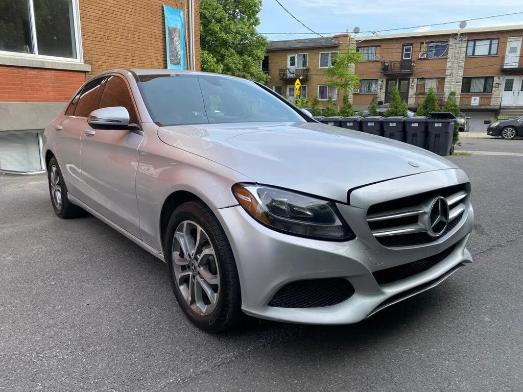 Mercedes-Benz C 300 * АВТО КРЕДИТ* ЦЕНА ДО БГ * СЕРВИЗНА ИСТОРИЯ *  - изображение 3