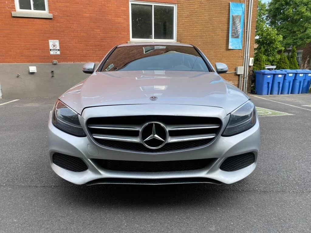 Mercedes-Benz C 300 * АВТО КРЕДИТ* ЦЕНА ДО БГ * СЕРВИЗНА ИСТОРИЯ *  - изображение 2