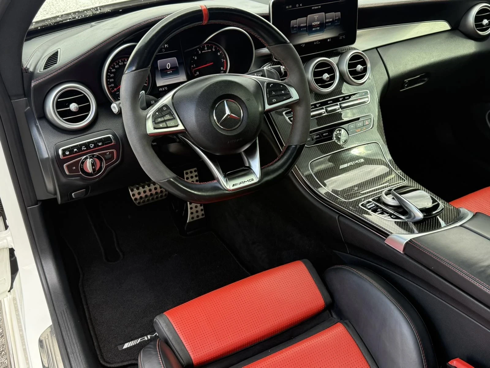 Mercedes-Benz C 63 AMG  S-Model Karbon 69000km | Mobile.bg   11