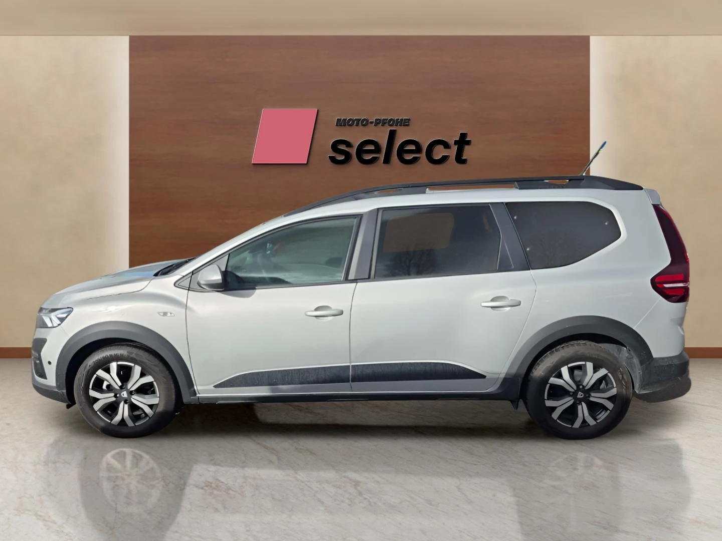 Dacia Jogger 1.0 TCE - изображение 8