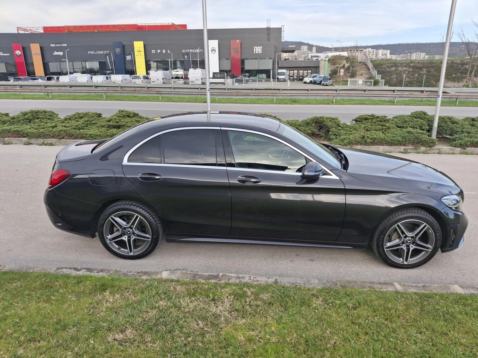 Mercedes-Benz C 200 4MATIC - изображение 4