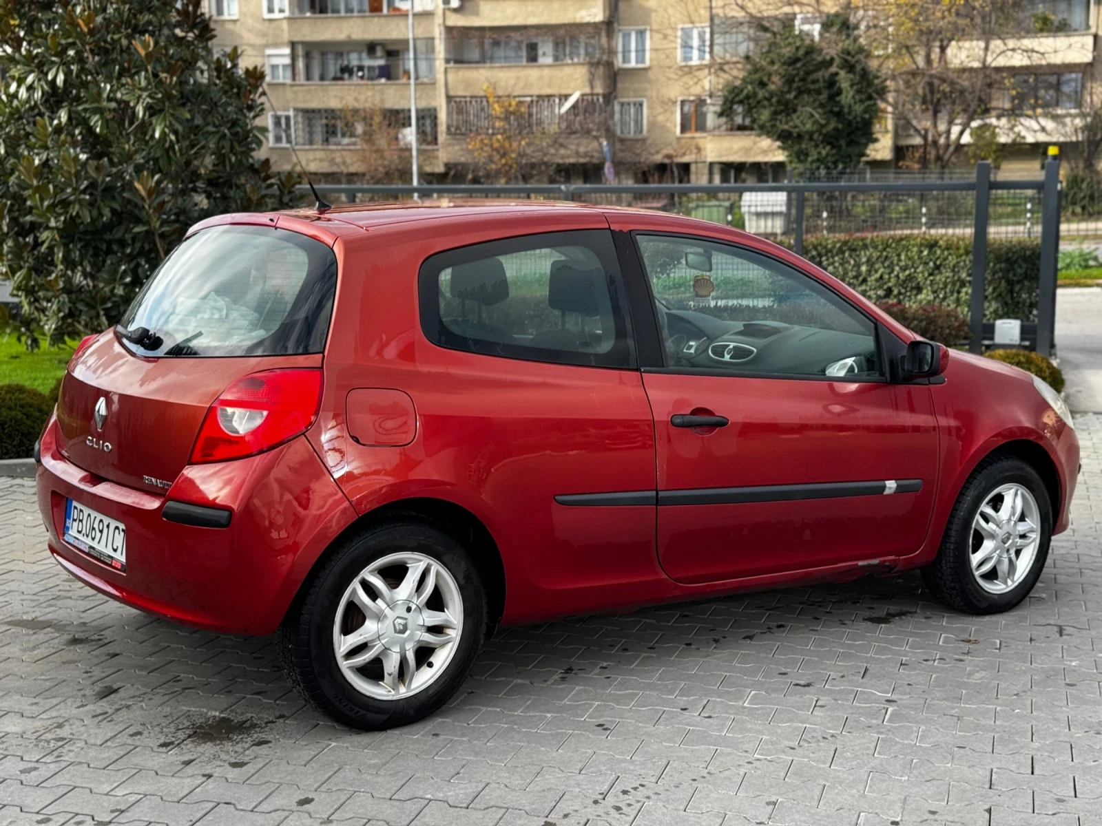 Renault Clio 1.4 Газ - изображение 3