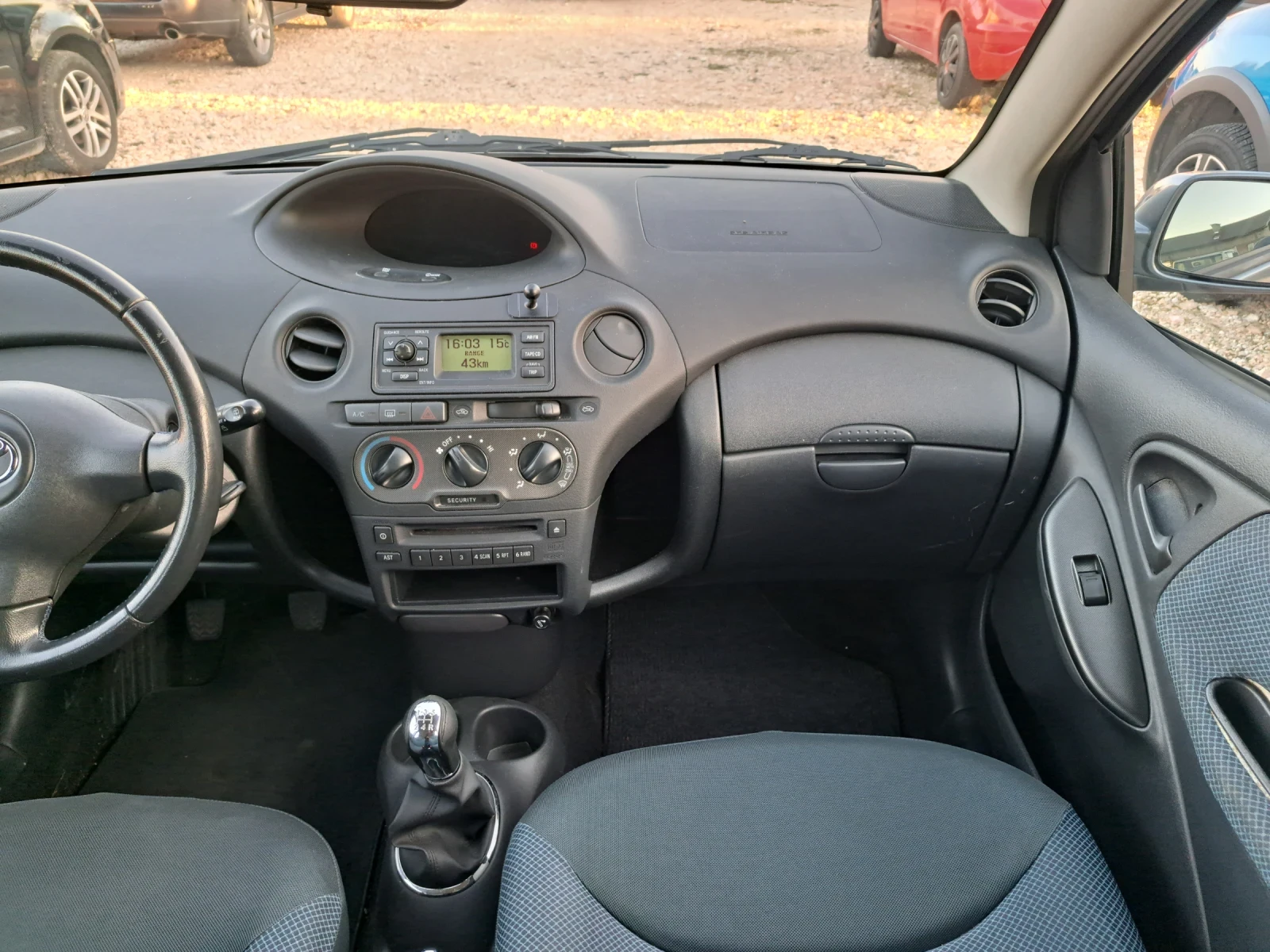 Toyota Yaris ���� ������ | Mobile.bg � ����������� 8