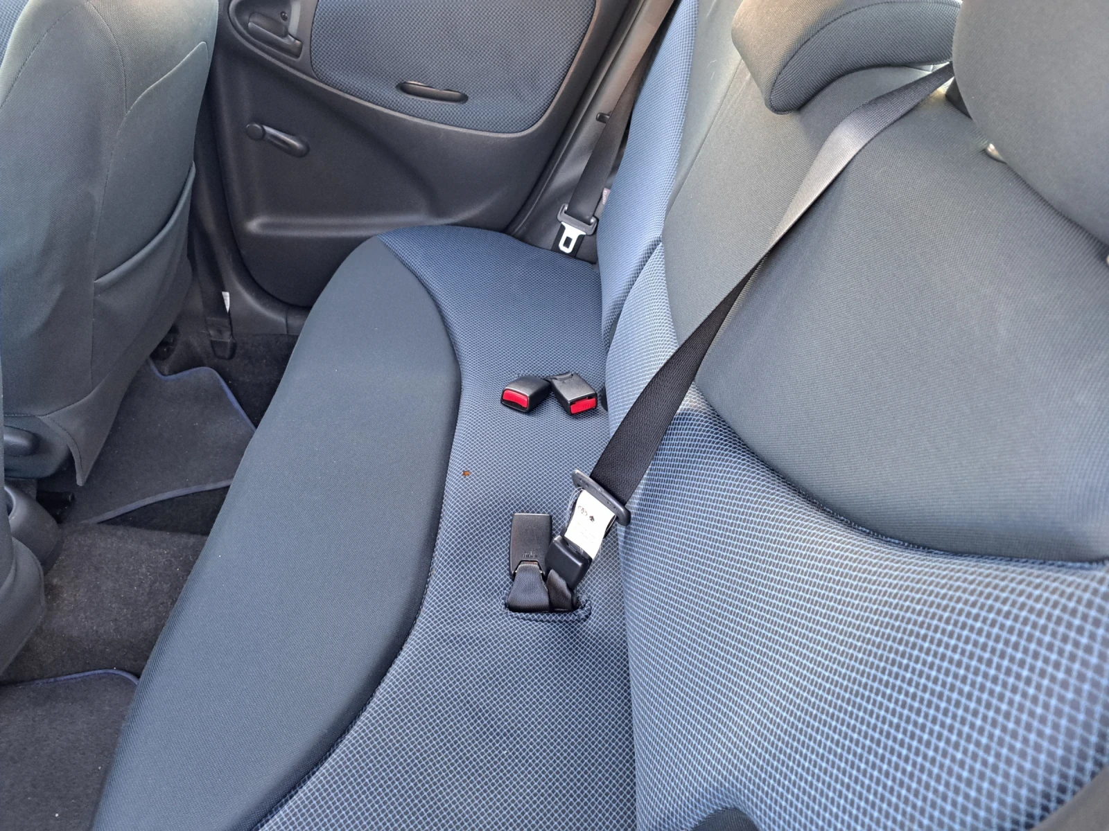 Toyota Yaris ���� ������ | Mobile.bg � ����������� 7