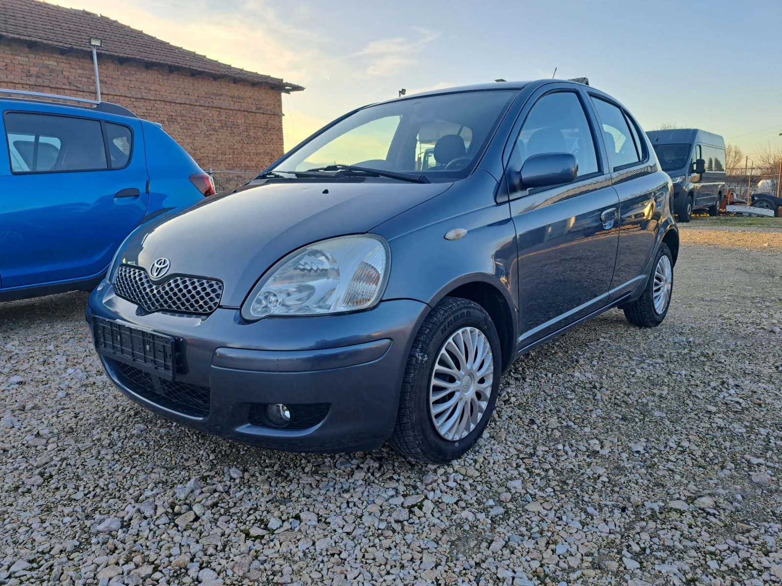 Toyota Yaris ���� ������ | Mobile.bg � ����������� 3