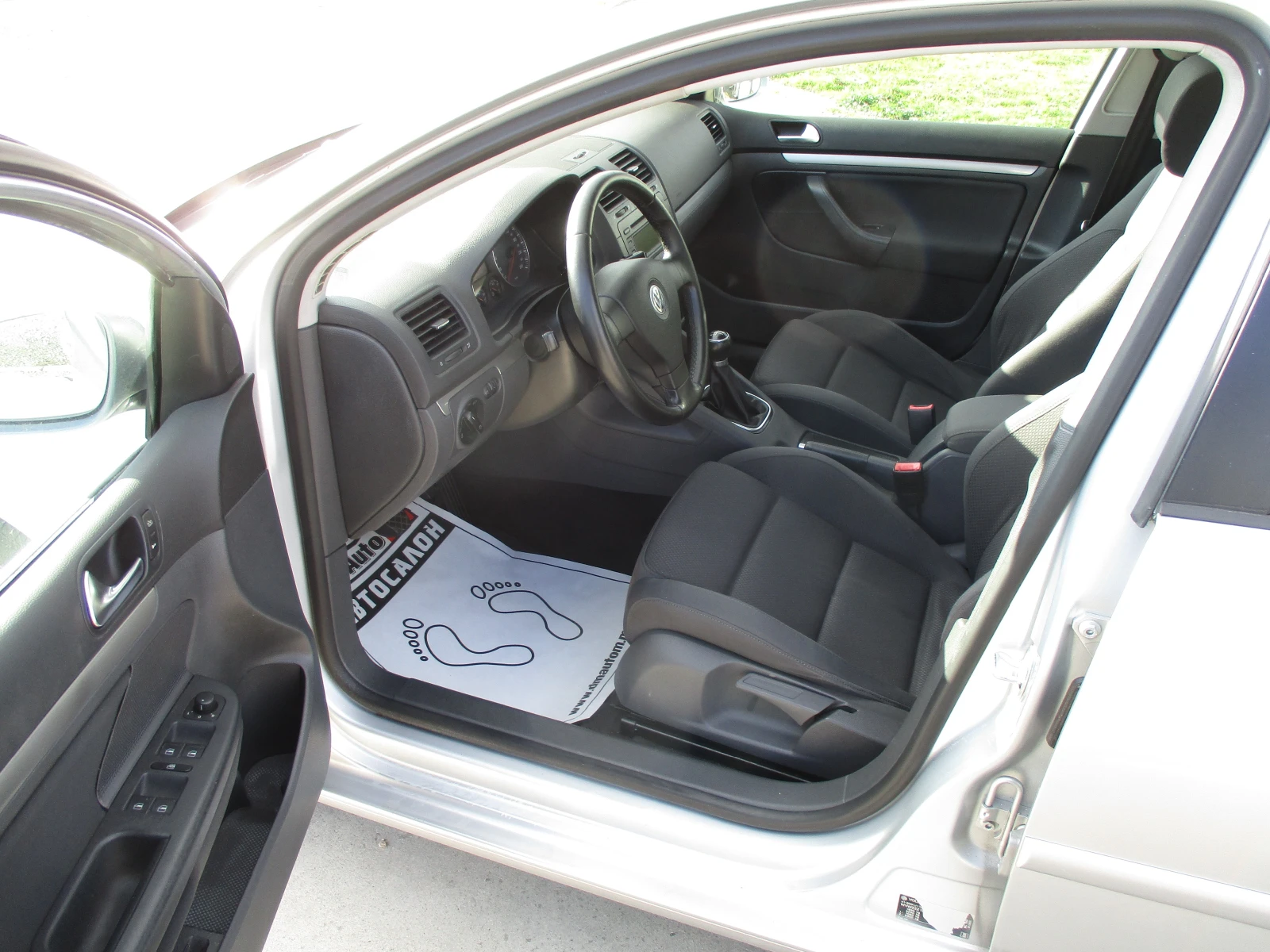 VW Golf 1.9TDI/105кс./6-СКОРОСТИ/КАТО НОВА - изображение 9