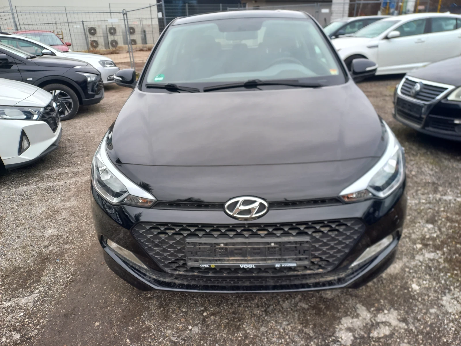 Hyundai I20 GO 1.2i/ Euro6b - изображение 3
