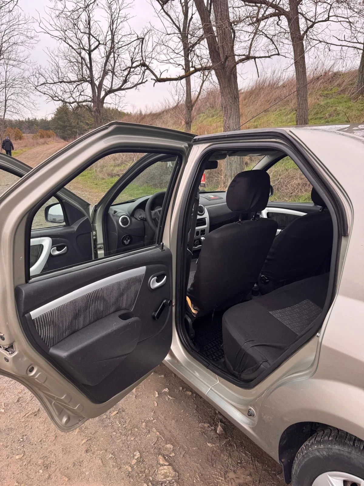 Dacia Logan  - изображение 7