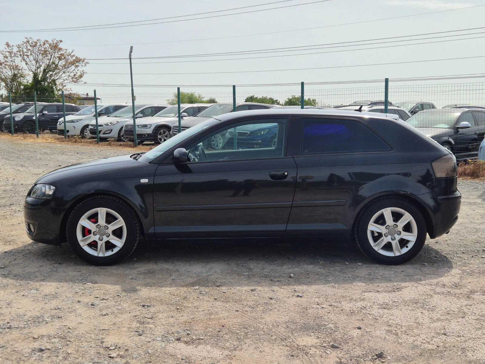Audi A3 1.6i 102кс, снимка 2 - Автомобили и джипове - 53907876