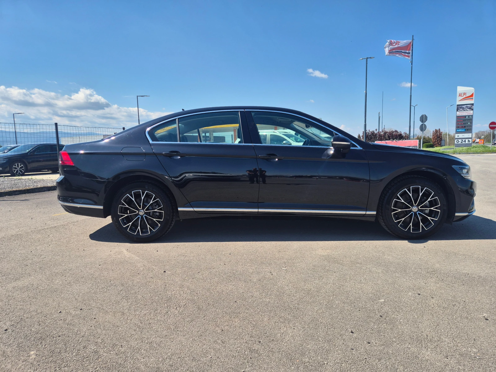 VW Passat НОВ 1.5TSI-150кс, снимка 6 - Автомобили и джипове - 54124520