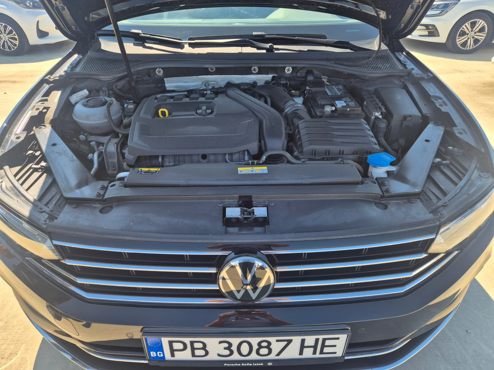 VW Passat НОВ 1.5TSI-150кс, снимка 16 - Автомобили и джипове - 54124520