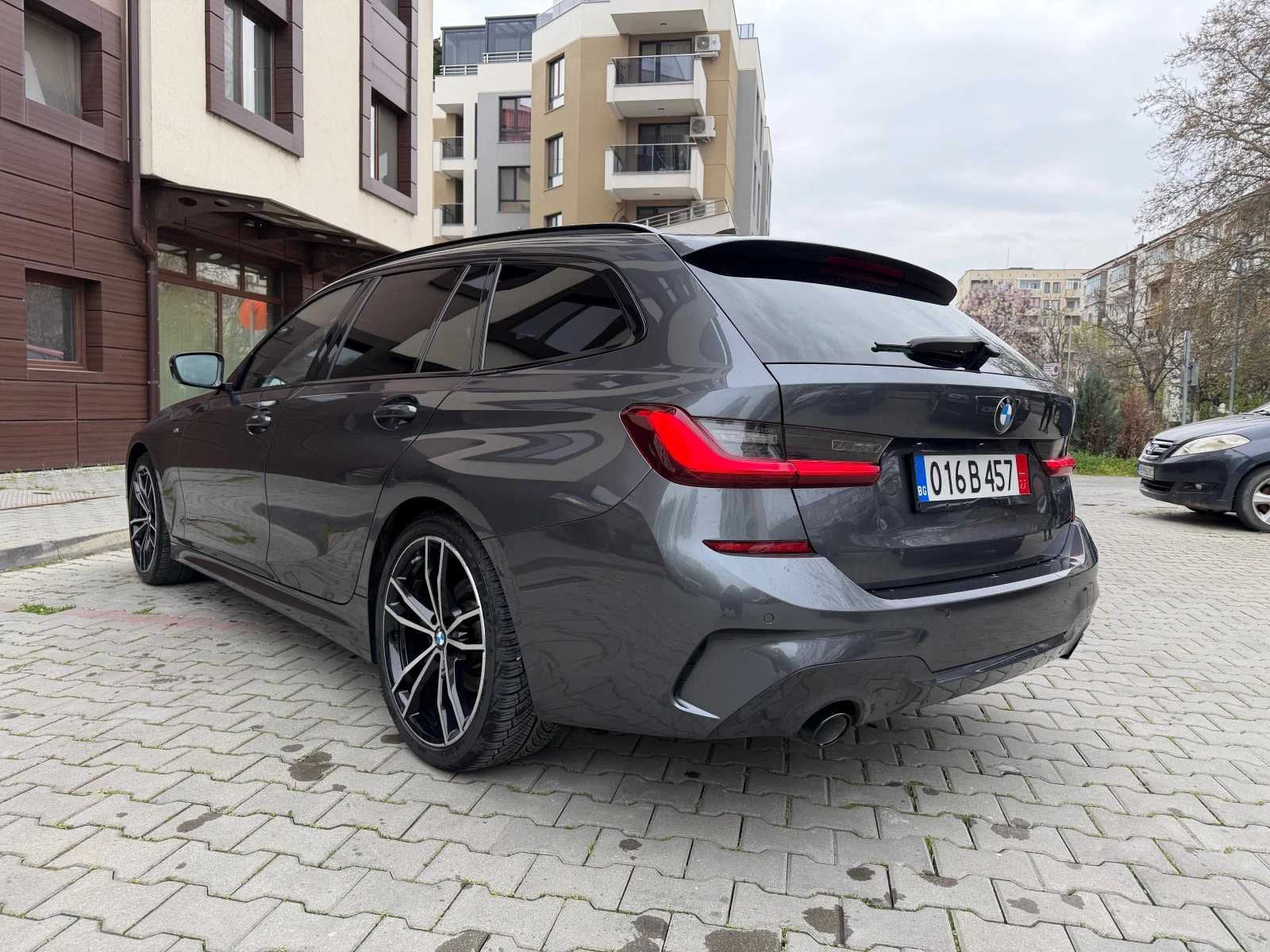 BMW 318 M-packet.mild hybrid, снимка 6 - Автомобили и джипове - 54166033