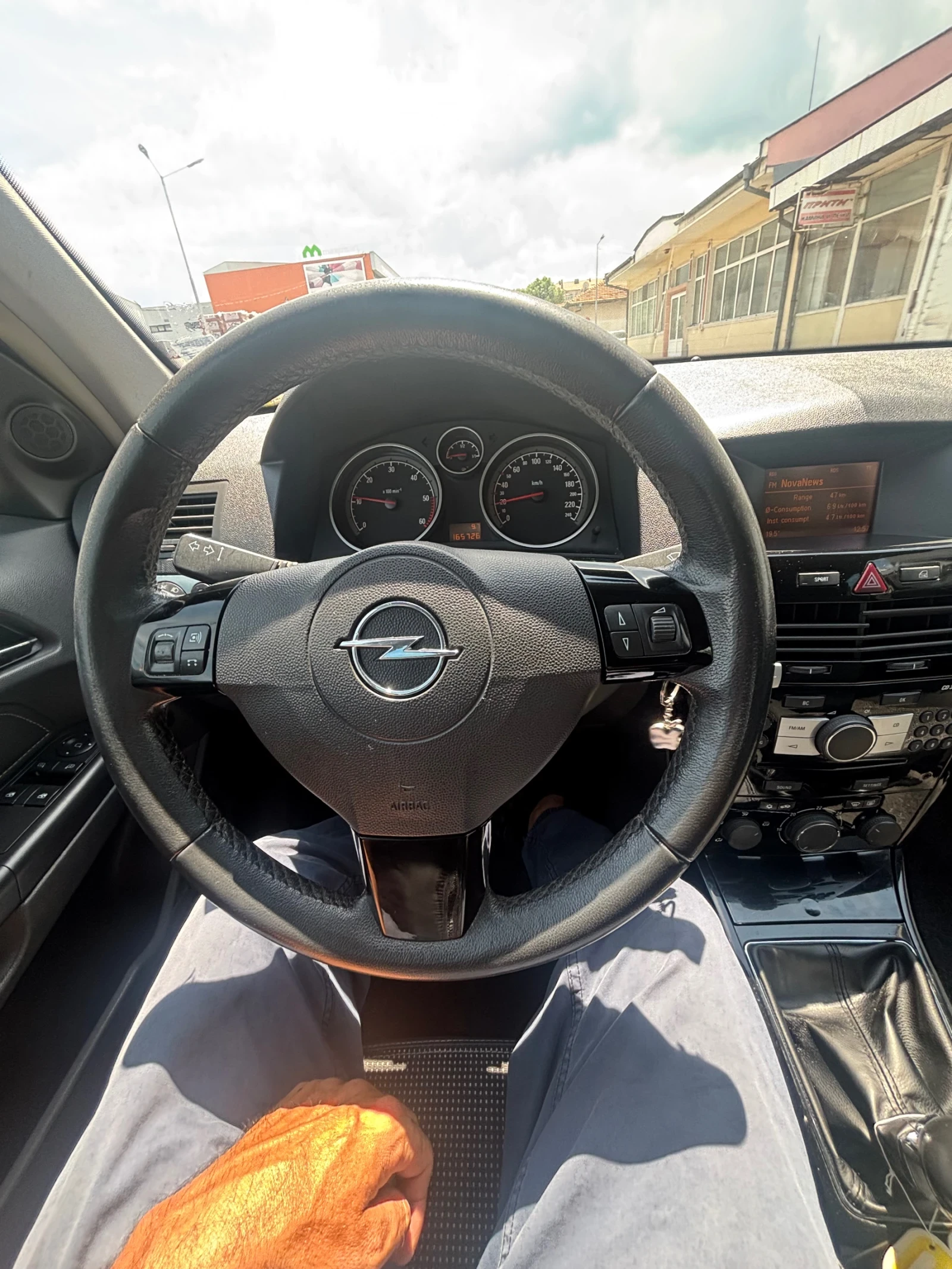 Opel Astra 1.7 CDTI 6скорости, снимка 12 - Автомобили и джипове - 54772649