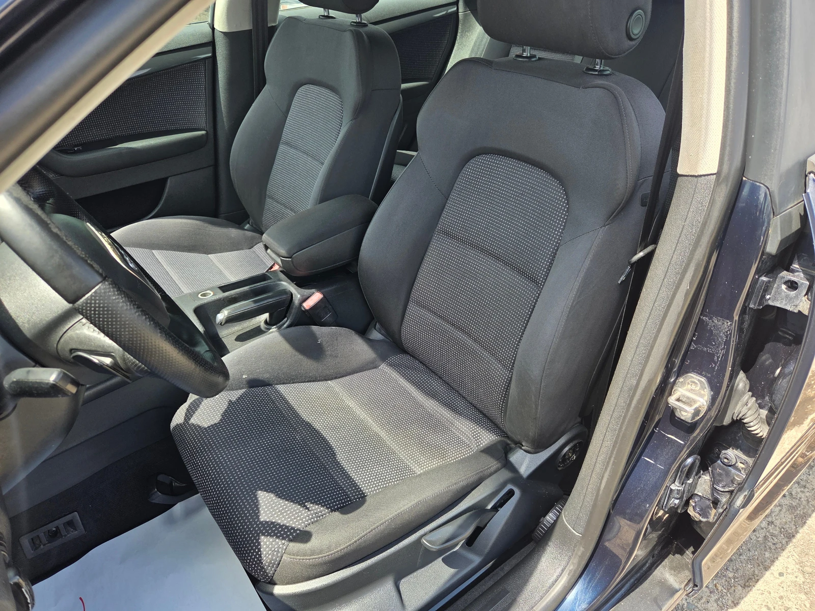 Audi A3 2.0TDI/S-Line/Avtomat, снимка 12 - Автомобили и джипове - 54777885