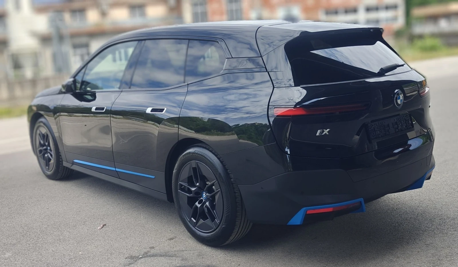 BMW iX 40 xDrive/AWD/326hp/��������/SOH 98% | Mobile.bg � ����������� 7