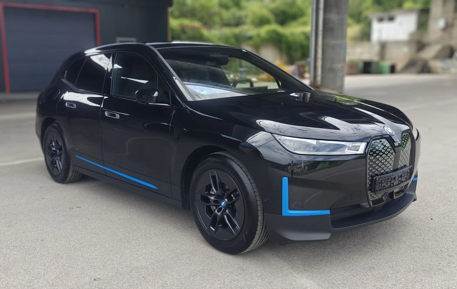 BMW iX 40 xDrive/AWD/326hp/��������/SOH 98% | Mobile.bg � ����������� 3