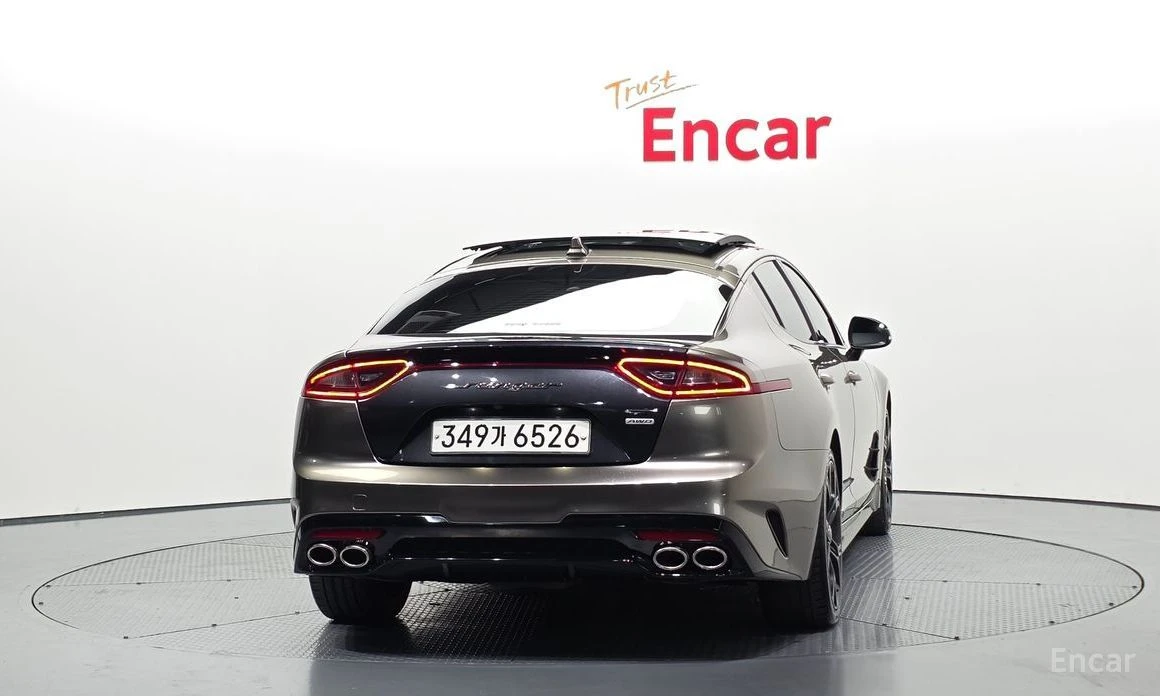 Kia Stinger, снимка 4 - Автомобили и джипове - 54999137