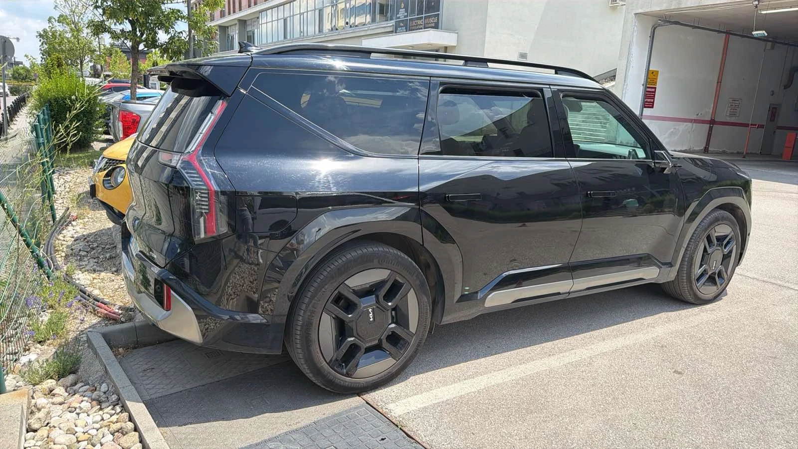 Kia EV9 GT Line full option, снимка 2 - Автомобили и джипове - 55100608