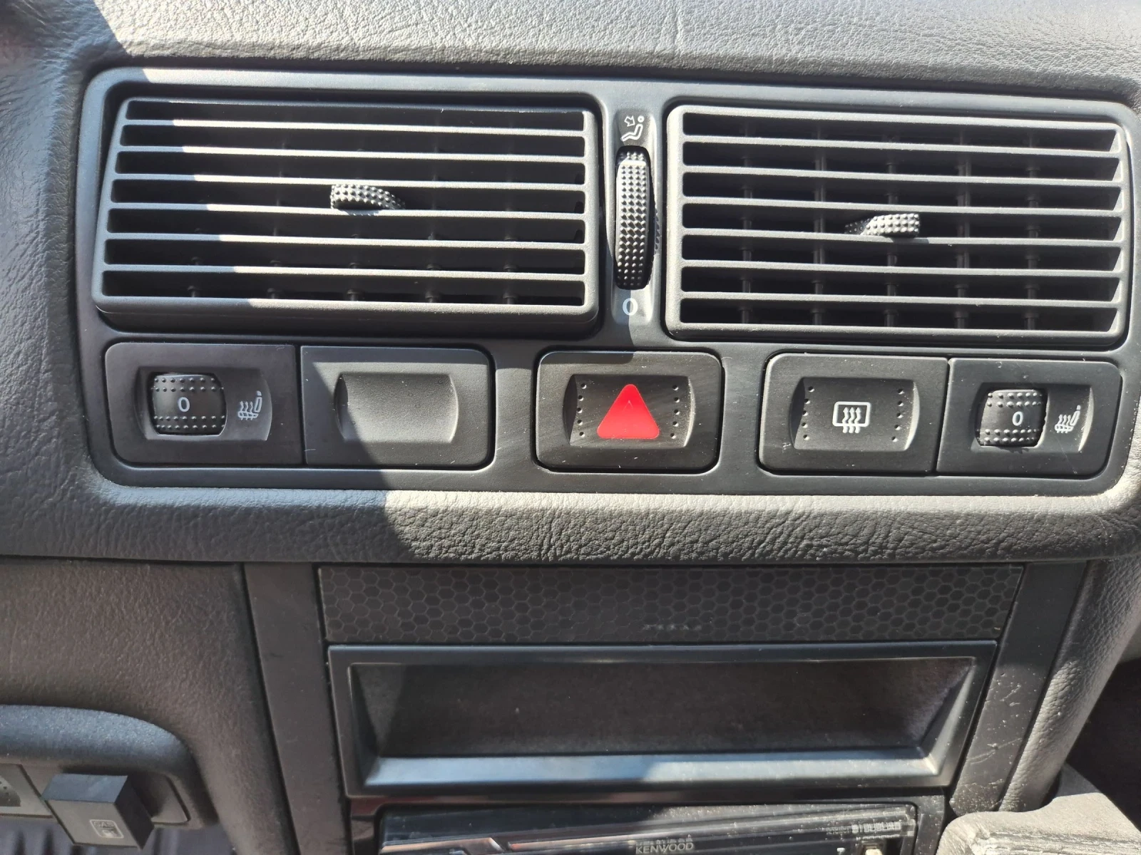 VW Golf 2.0, снимка 17 - Автомобили и джипове - 55366283