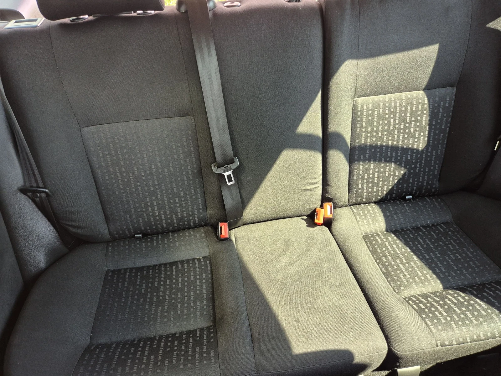 VW Golf 2.0, снимка 9 - Автомобили и джипове - 55366283