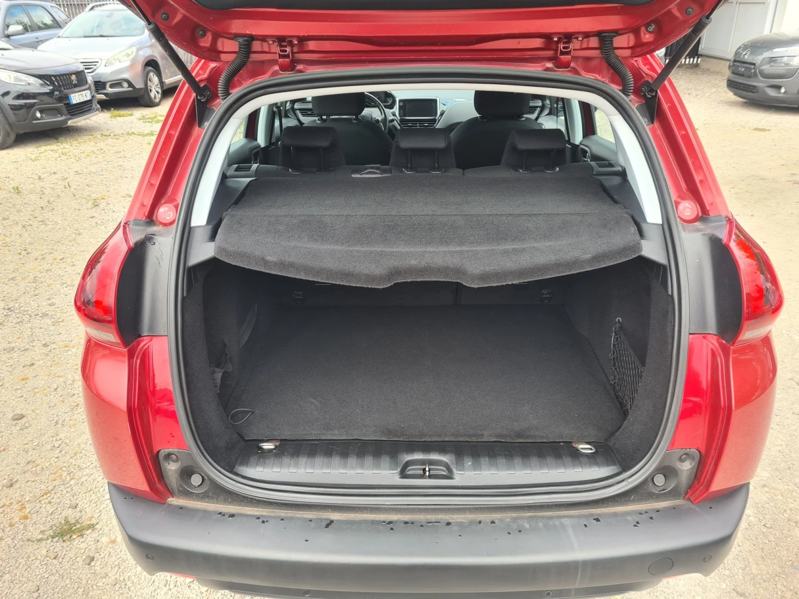 Peugeot 2008 1.6HDi 100p.s / EVRO 5B , снимка 12 - Автомобили и джипове - 55631508