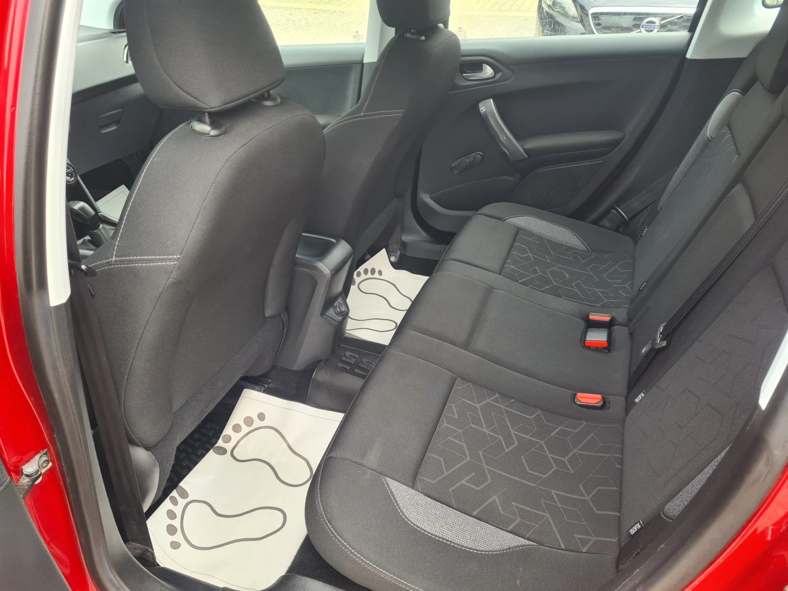 Peugeot 2008 1.6HDi 100p.s / EVRO 5B , снимка 11 - Автомобили и джипове - 55631508