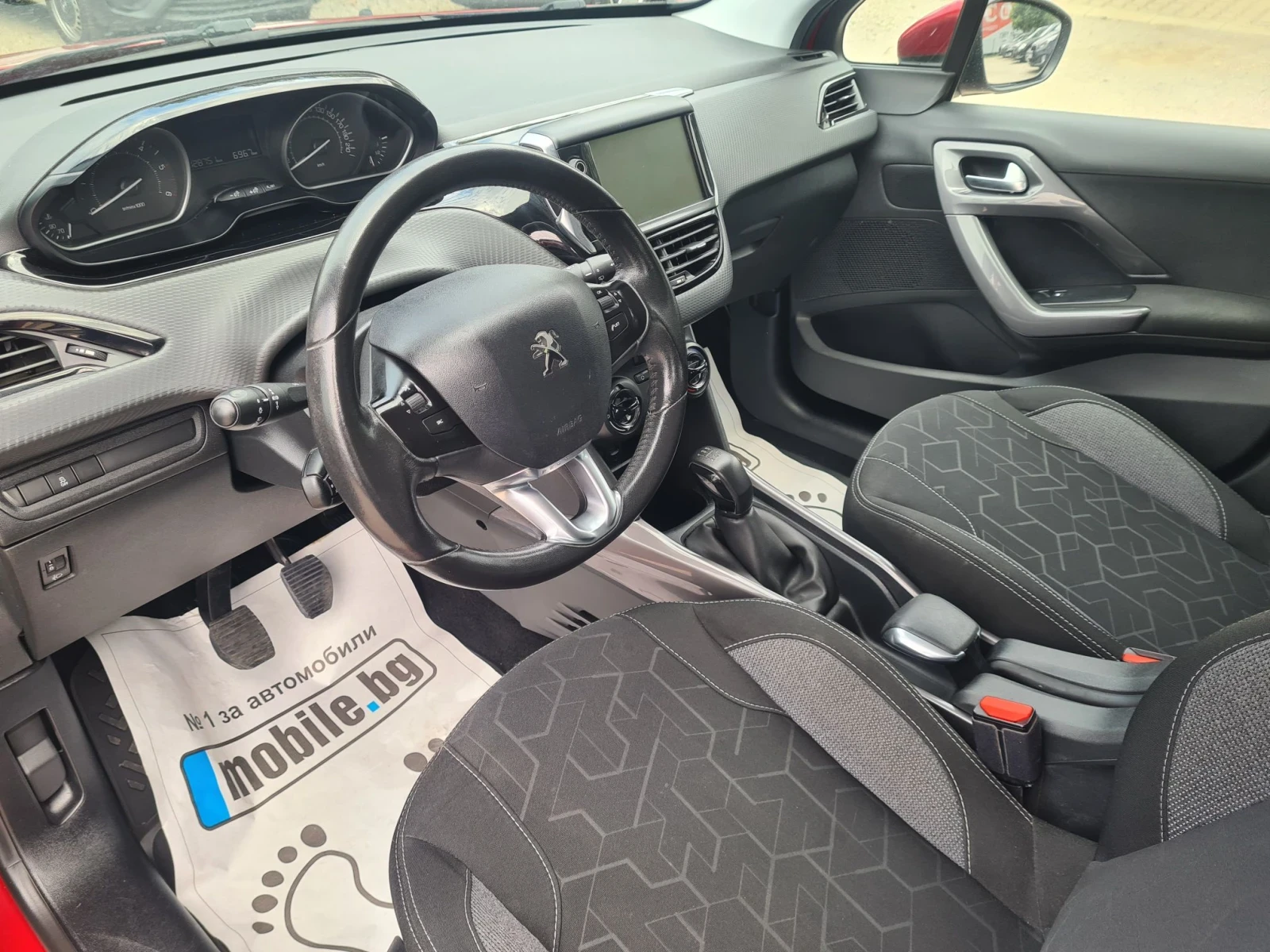 Peugeot 2008 1.6HDi 100p.s / EVRO 5B , снимка 9 - Автомобили и джипове - 55631508
