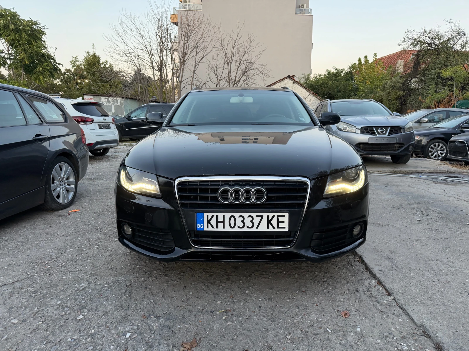Audi A4 2.0TDI 143HP 6 SPEED XENON LED KLIMA 2011G EURO 5