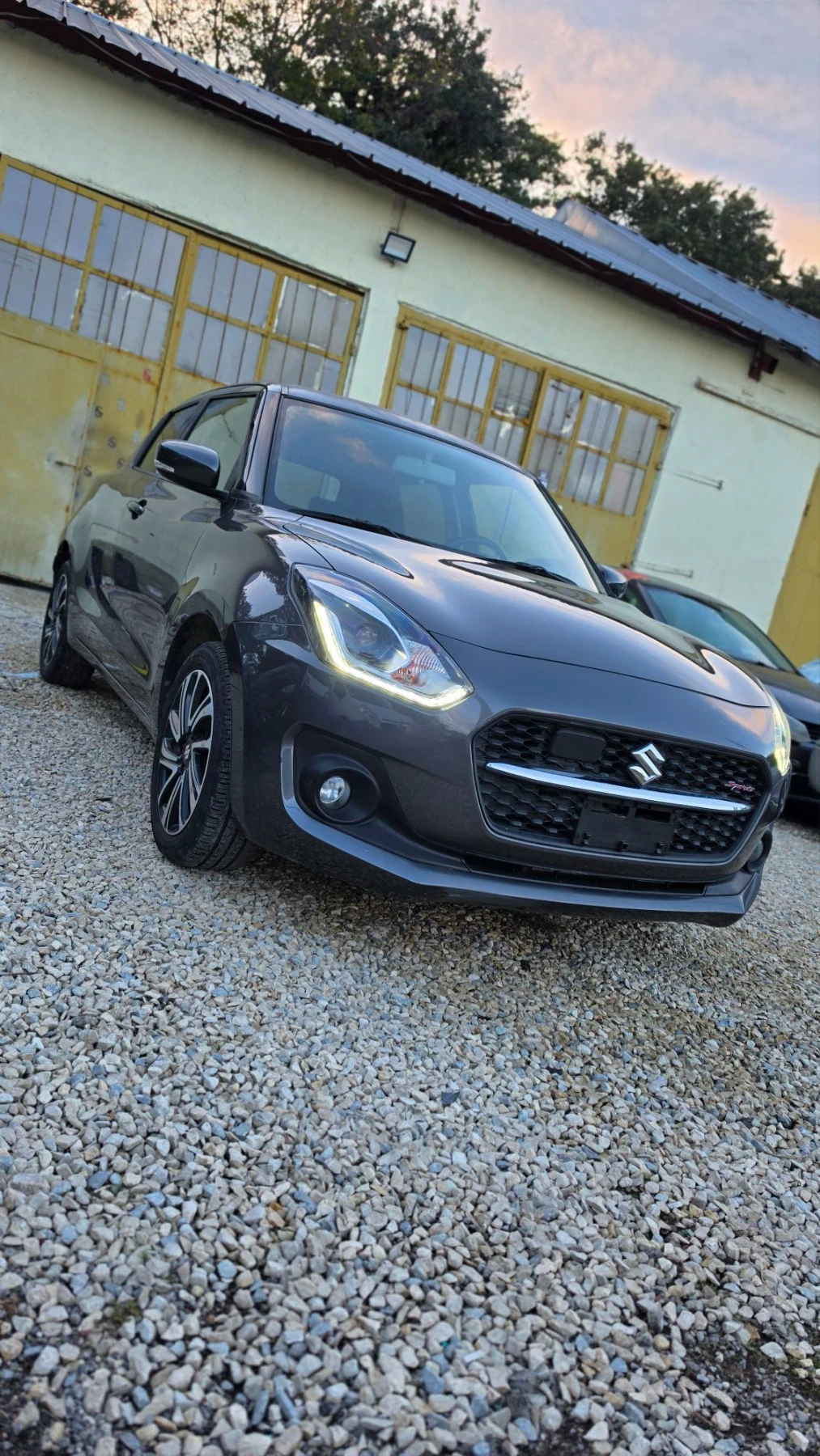 Suzuki Swift SPORT HYBRID , снимка 2 - Автомобили и джипове - 56486458