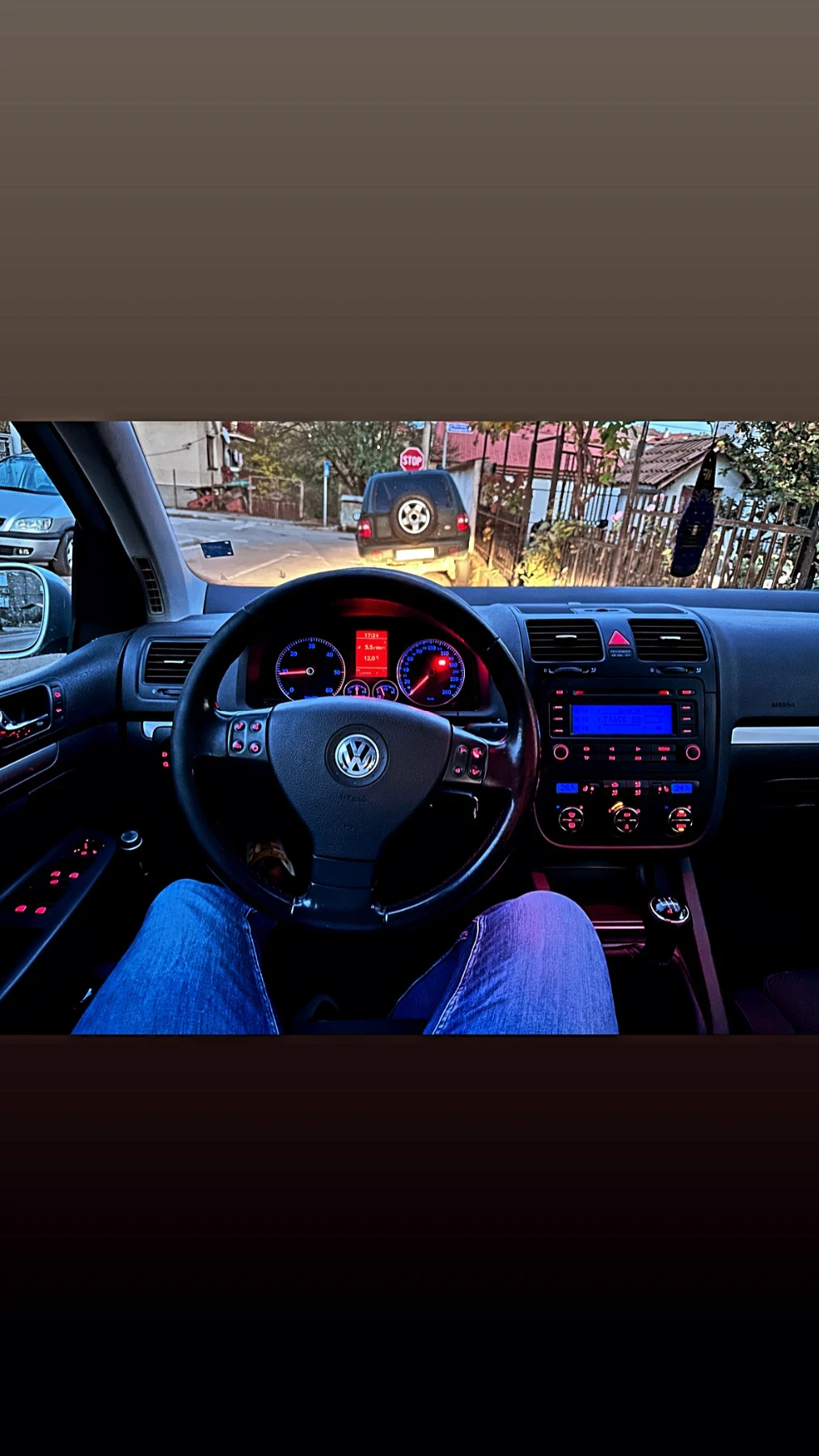 VW Golf 1.9TDi, снимка 8 - Автомобили и джипове - 56367627