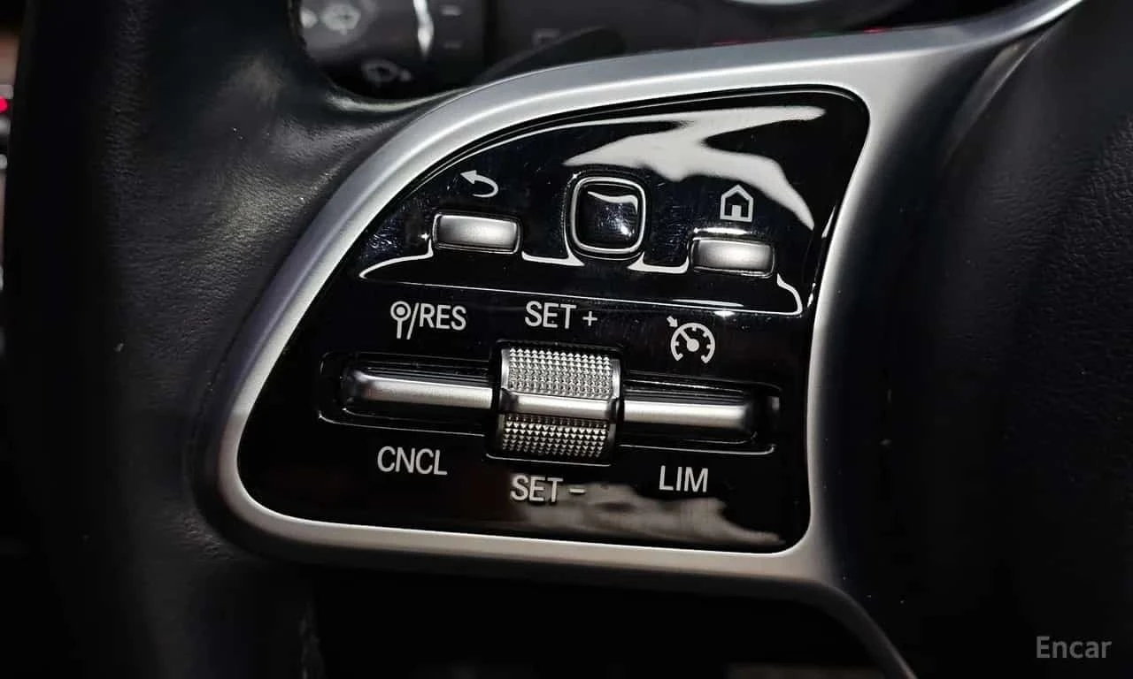 Mercedes-Benz E 220 * Exclusive * , снимка 14 - Автомобили и джипове - 56593574