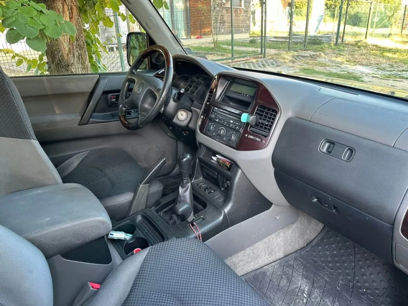 Mitsubishi Pajero, снимка 5 - Автомобили и джипове - 52867490